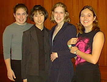 4girls.jpg (25003 bytes)